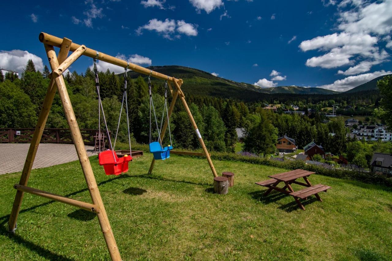 Špindlerŭv Mlýn Pension Aspen מראה חיצוני תמונה